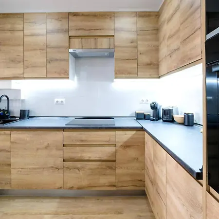 Piso Muy Moderno Y Céntrico *