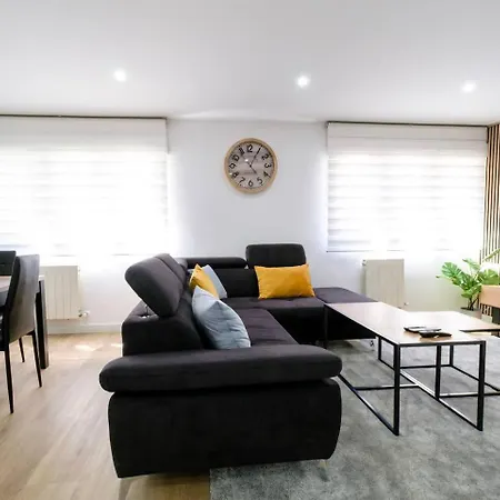 Piso Muy Moderno Y Céntrico Apartamento *